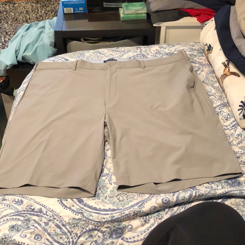 NWOT Peter Millar Crown Crafted shorts